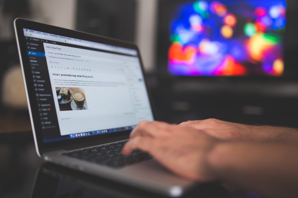 BLOGGING